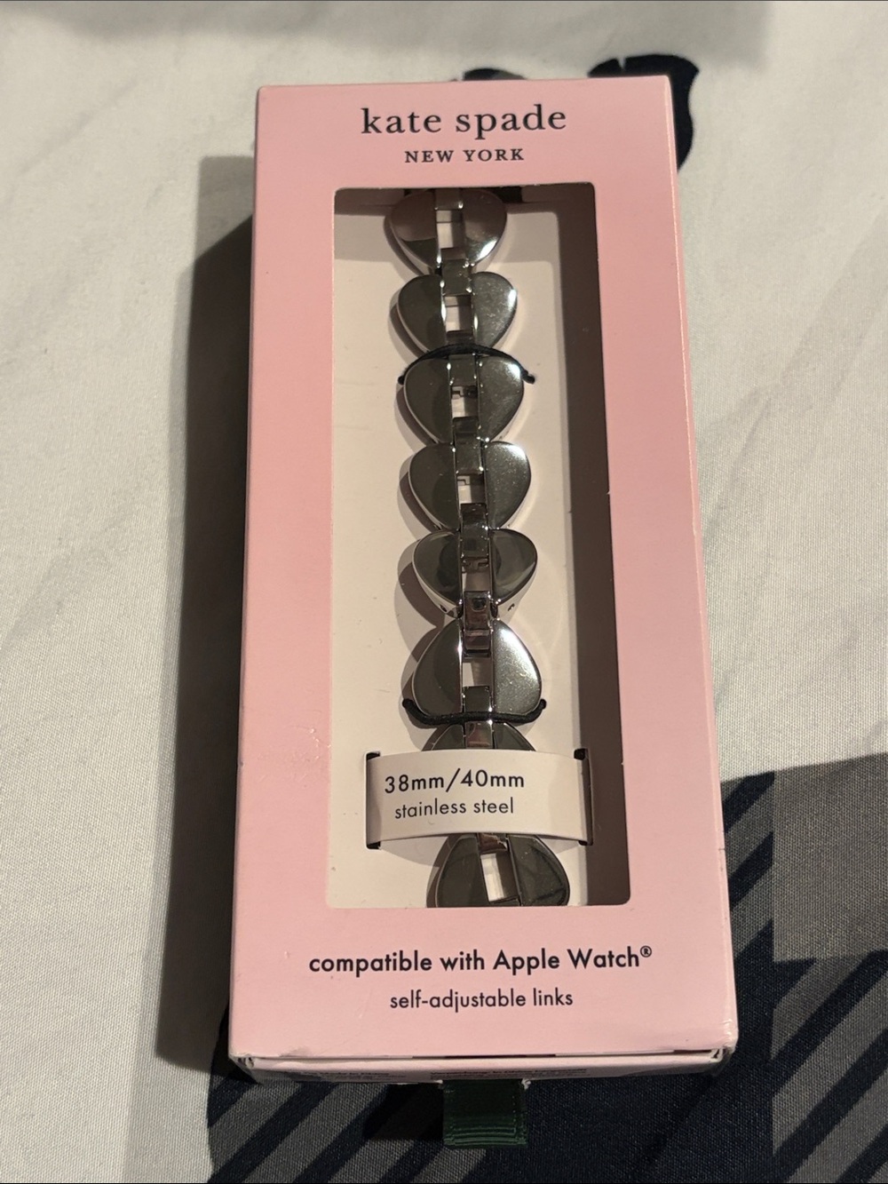 kate spade Apple Watch band - Picture 1 of 7